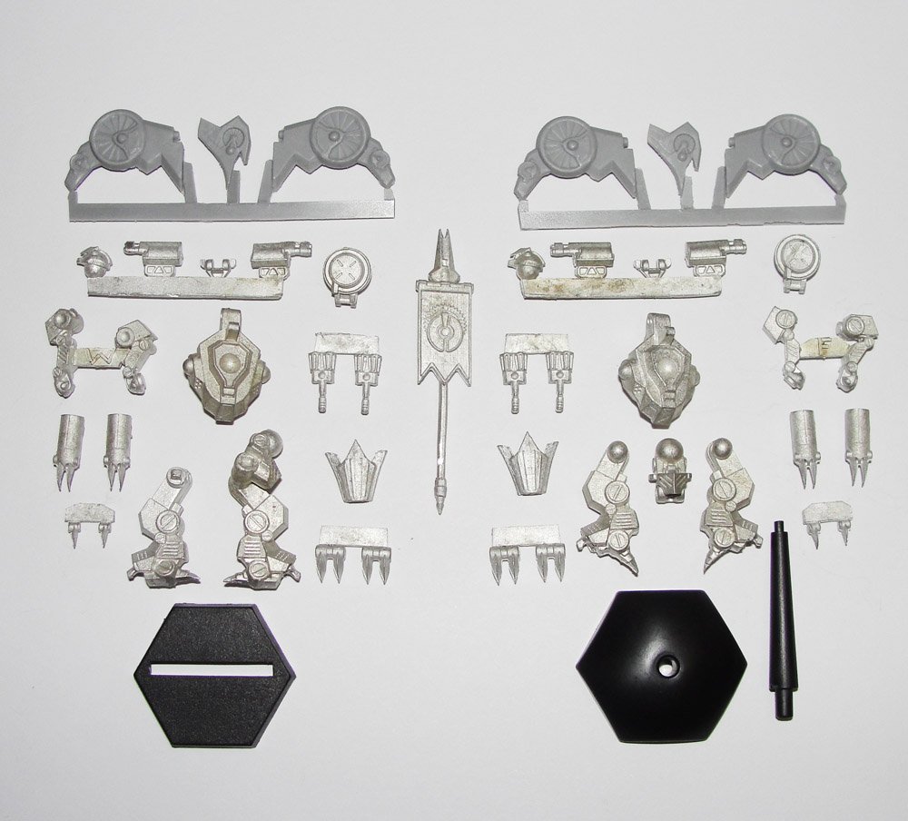 /post/the-griffin-swoops-into-terra-nova/Griffin+Two+Pack+Parts.jpg